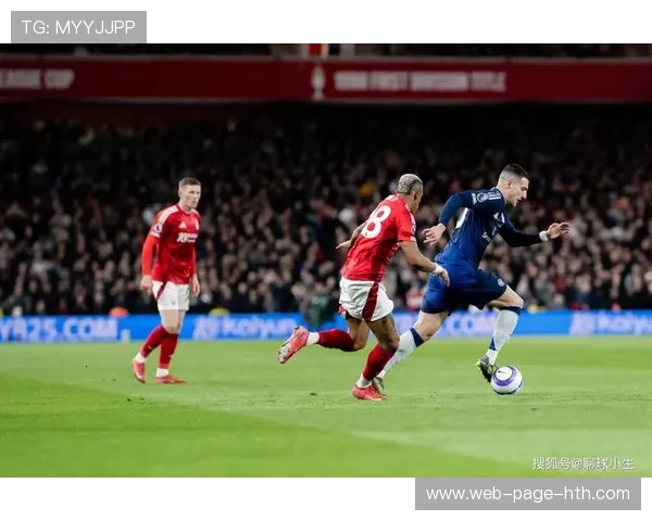 曼联战术混乱！阿莫林未来岌岌可危